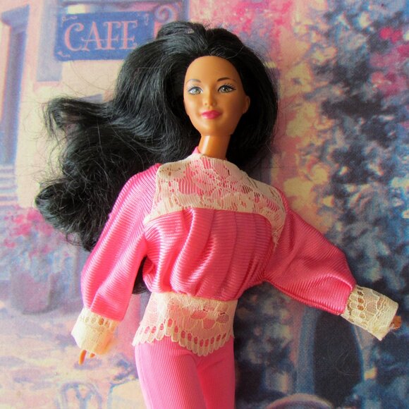 TAN BARBIE, LOVELY BLACK HAIR, CUTOUT SWIMSUIT, JUMPSUIT, BLOUSE 1980 BEACH DOLL - Picture 8 of 9